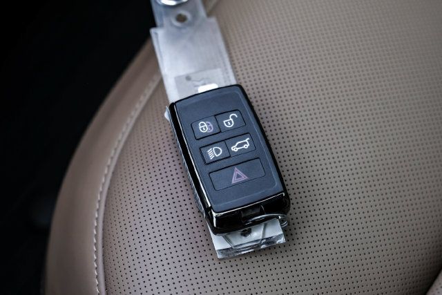 New 2026 Land Rover Range Rover SE AWD/4WD image 77