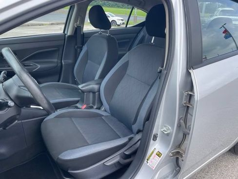 Used 2023 Nissan Versa SV FWD image 22