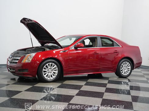 Used 2011 Cadillac CTS Sedan RWD image 31