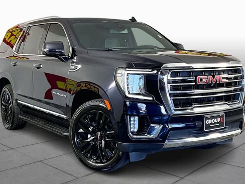 Certified 2021 GMC Yukon SLT w/ SLT Luxury Package image 2