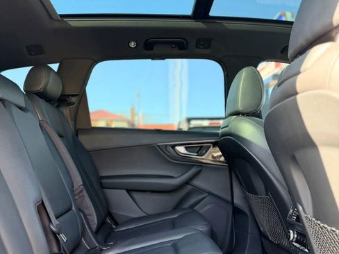 Used 2017 Audi Q7 3.0T Premium Plus w/ Premium Plus Package AWD/4WD image 14