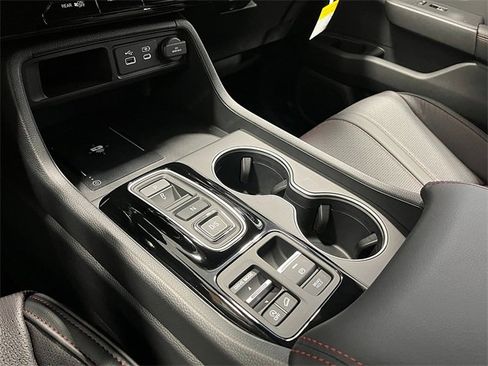 New 2025 Honda Pilot Black Edition image 19