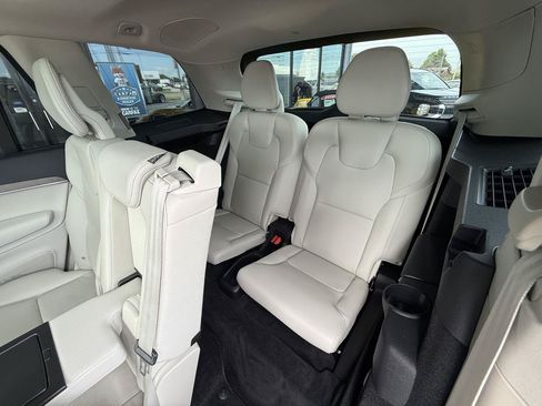 Used 2023 Volvo XC90 T8 Plus w/ Protection Package Premier AWD/4WD image 42