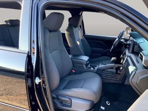 Used 2025 Toyota Tacoma SR RWD image 9
