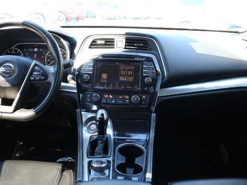 Used 2022 Nissan Maxima SV w/ Floor Mat Group image 24