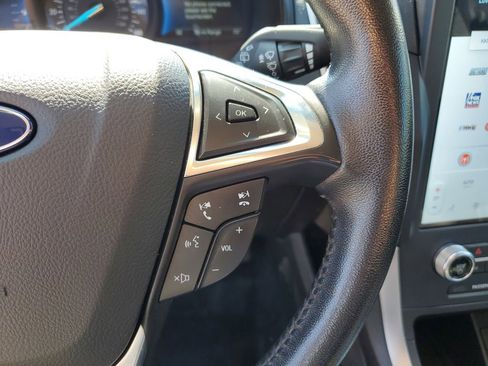 Used 2023 Ford Edge SEL image 20