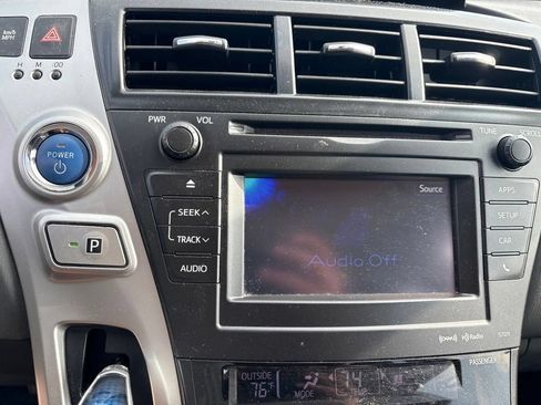 Used 2014 Toyota Prius V Three FWD image 15