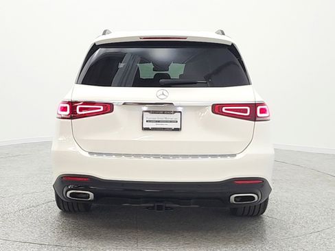 Used 2021 Mercedes-Benz GLS 580 4MATIC image 6