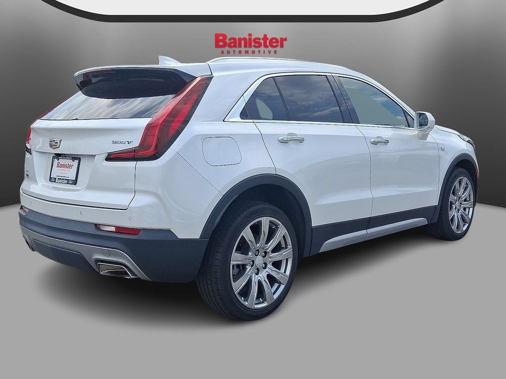 Used 2020 Cadillac XT4 Premium Luxury AWD/4WD image 4