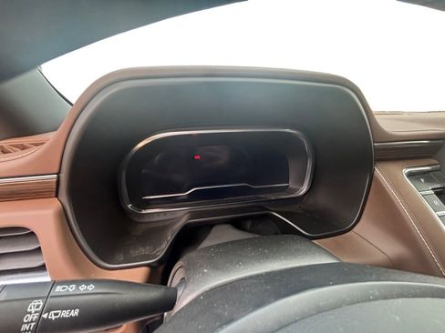 Used 2023 Chevrolet Tahoe High Country w/ Premium Package 2 AWD/4WD image 27