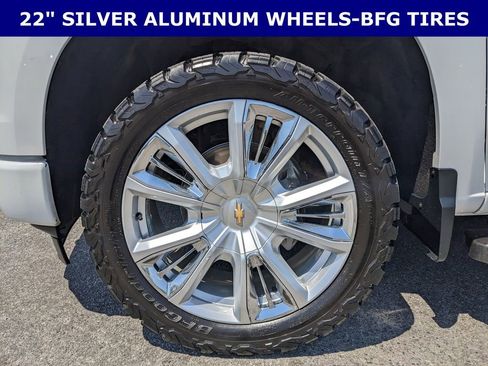 Used 2023 Chevrolet Silverado 1500 High Country w/ High Country Premium Package image 8
