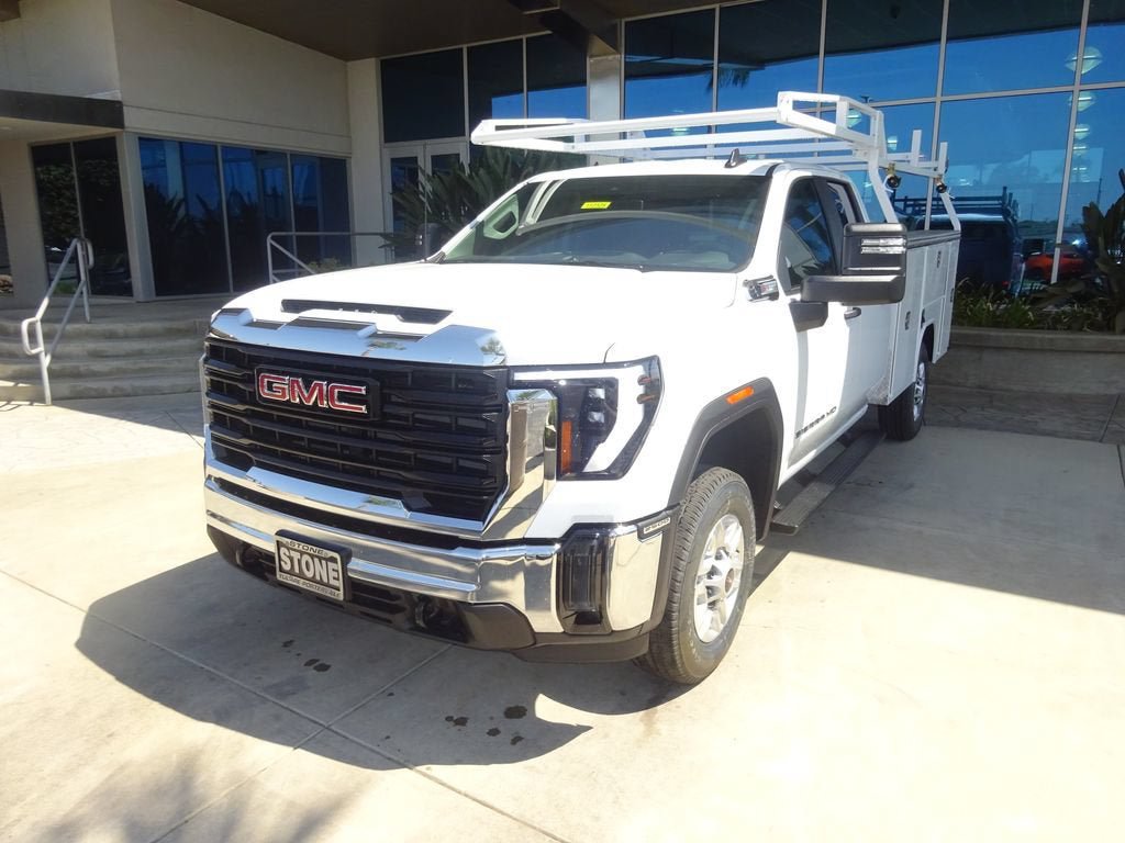 New 2026 GMC Sierra 2500 Pro w/ Convenience Package RWD image 3