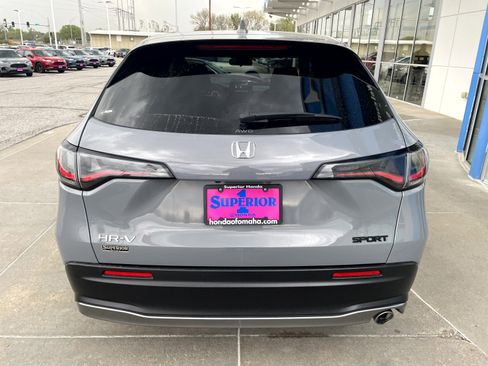 Certified 2025 Honda HR-V Sport image 3