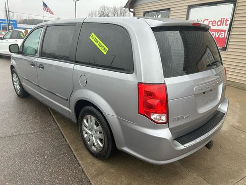 Used 2014 Dodge Grand Caravan SE image 7