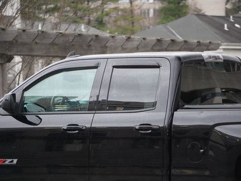 Used 2016 Chevrolet Silverado 1500 LT w/ Midnight Edition AWD/4WD image 8