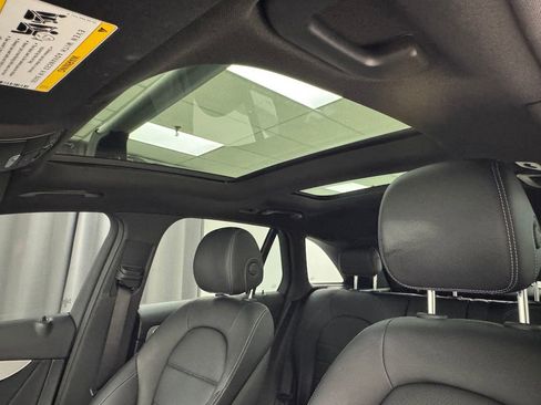 Used 2021 Mercedes-Benz GLC 300 image 27