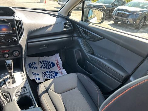 Used 2018 Subaru Crosstrek 2.0i Premium AWD/4WD image 19