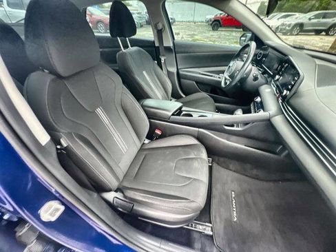 Used 2021 Hyundai Elantra SEL w/ Convenience Package FWD image 27