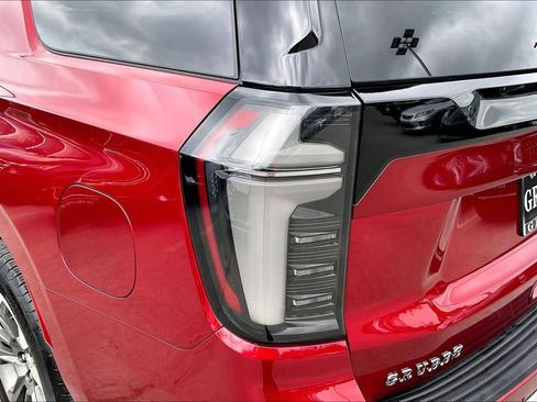 Used 2025 Chevrolet Tahoe LT w/ Comfort Package image 42