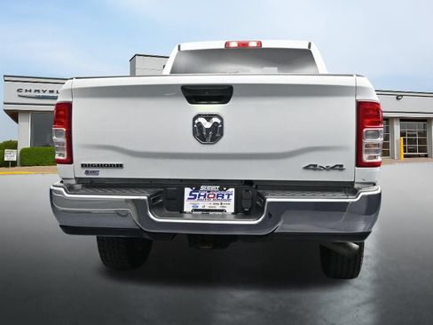 Used 2024 RAM 2500 Big Horn AWD/4WD image 4
