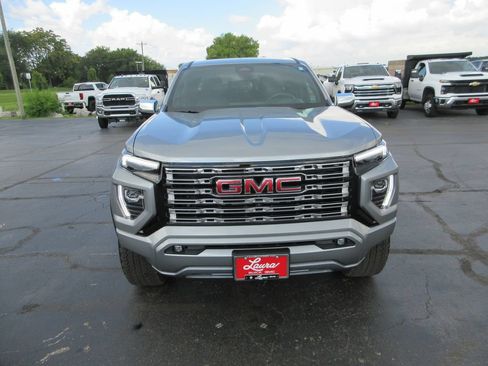 Used 2024 GMC Canyon Denali AWD/4WD image 13