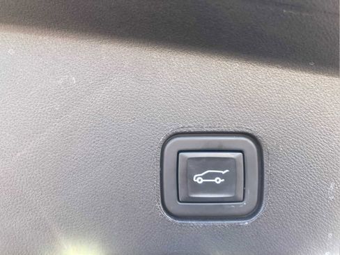 Certified 2024 Cadillac Lyriq Luxury image 40