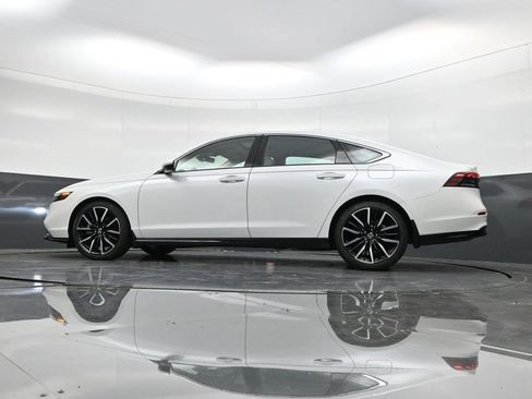 Used 2024 Honda Accord Touring image 28