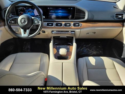 Used 2022 Mercedes-Benz GLE 350 4MATIC w/ 3rd Row Seat Package image 10