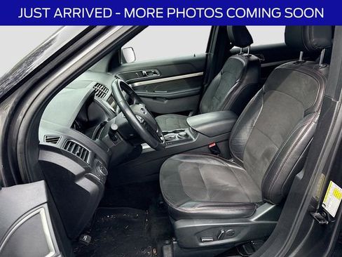 Certified 2018 Ford Explorer XLT w/ Equipment Group 202A image 16