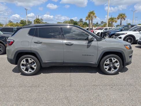 Used 2021 Jeep Compass Limited w/ Sun and Sound Group image 3