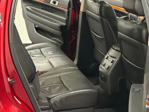 Used 2013 Lincoln MKT AWD image 11