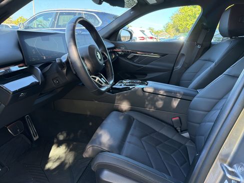 Certified 2024 BMW 540i xDrive w/ Executive Package AWD/4WD image 6