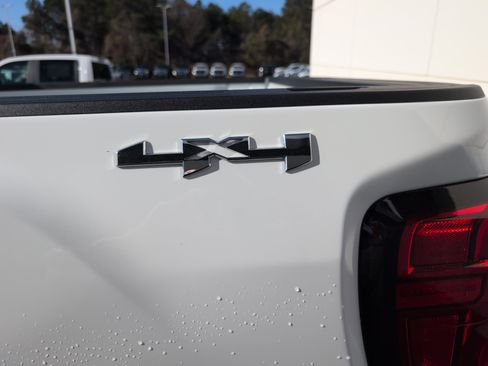 New 2026 GMC Sierra 2500 Pro w/ Convenience Package image 6