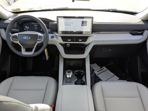 New 2026 Ford Explorer Active w/ Active Comfort Package image 17