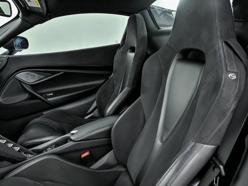 Used 2020 McLaren 720S Performance image 28