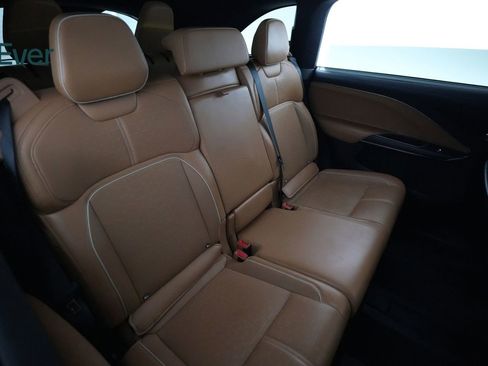 Used 2026 Lucid Gravity Dream image 5