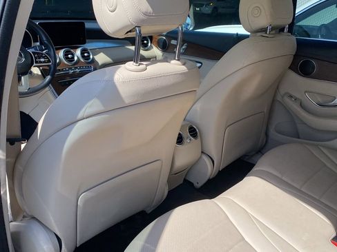Certified 2022 Mercedes-Benz GLC 300 4MATIC image 11