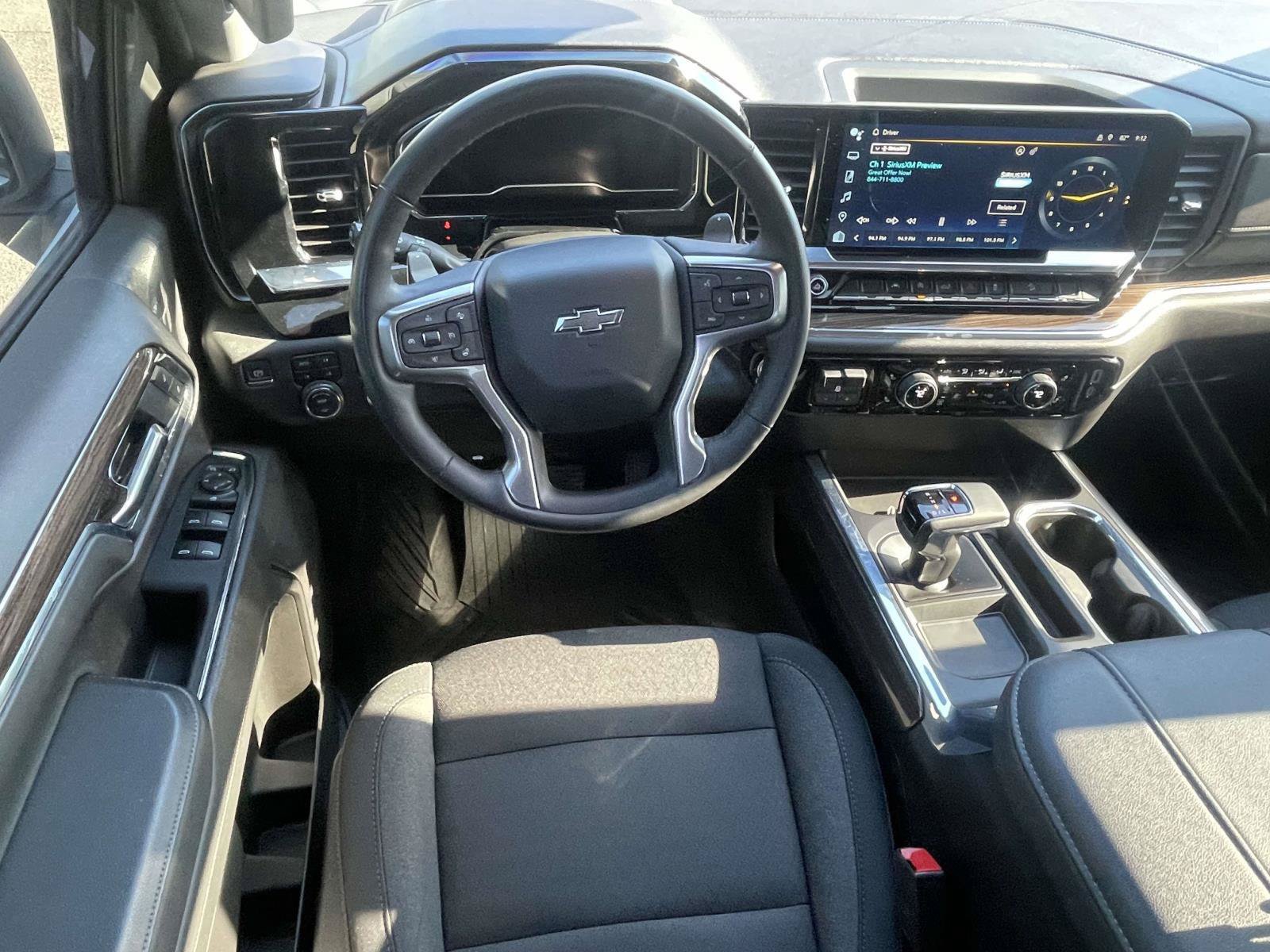 Used 2023 Chevrolet Silverado 1500 RST AWD/4WD image 11