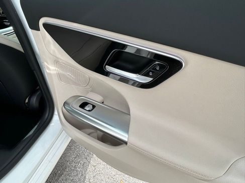 Used 2025 Mercedes-Benz C 300 C 300 image 36