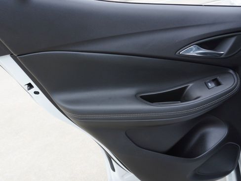 Used 2023 Buick Encore GX Essence w/ Experience Buick Package image 31