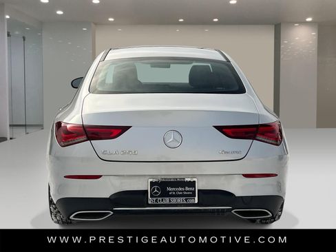 Used 2023 Mercedes-Benz CLA 250 4MATIC image 5