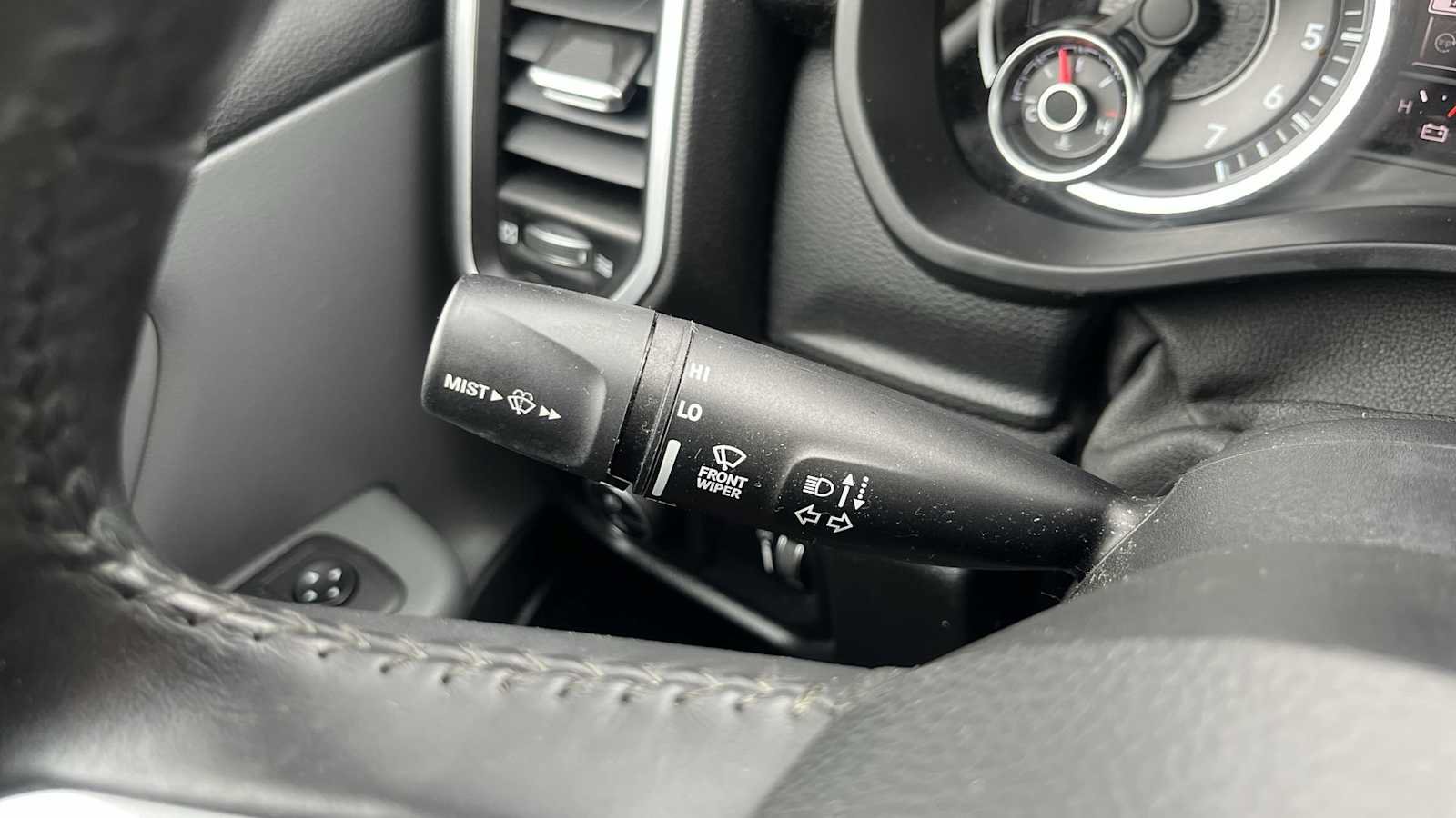 Used 2020 RAM 1500 Big Horn AWD/4WD image 35
