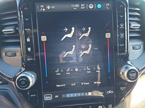 Used 2024 RAM 2500 Limited image 23