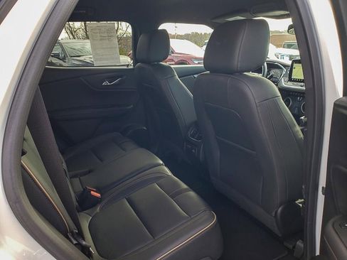 Used 2023 Chevrolet Blazer Premier w/ Enhanced Convenience Package image 28