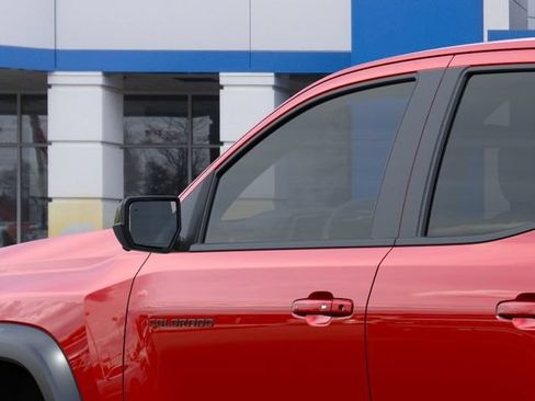New 2026 Chevrolet Colorado ZR2 w/ Technology Package AWD/4WD image 12