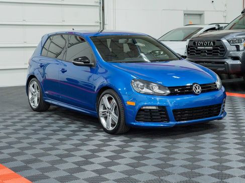 Used 2013 Volkswagen Golf R 4-Door AWD/4WD image 11