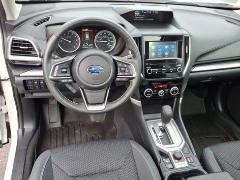 Certified 2023 Subaru Forester Premium AWD/4WD image 9