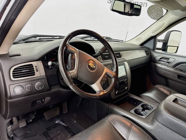 Used 2013 Chevrolet Silverado 2500 LTZ w/ LTZ Plus Package AWD/4WD image 10