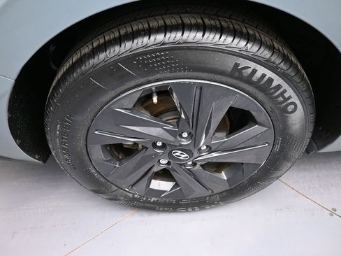 Certified 2022 Hyundai Elantra SEL w/ Cargo Package image 12