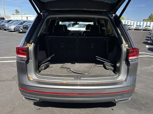 Used 2022 Volkswagen Atlas SE w/ Panoramic Sunroof Package image 11
